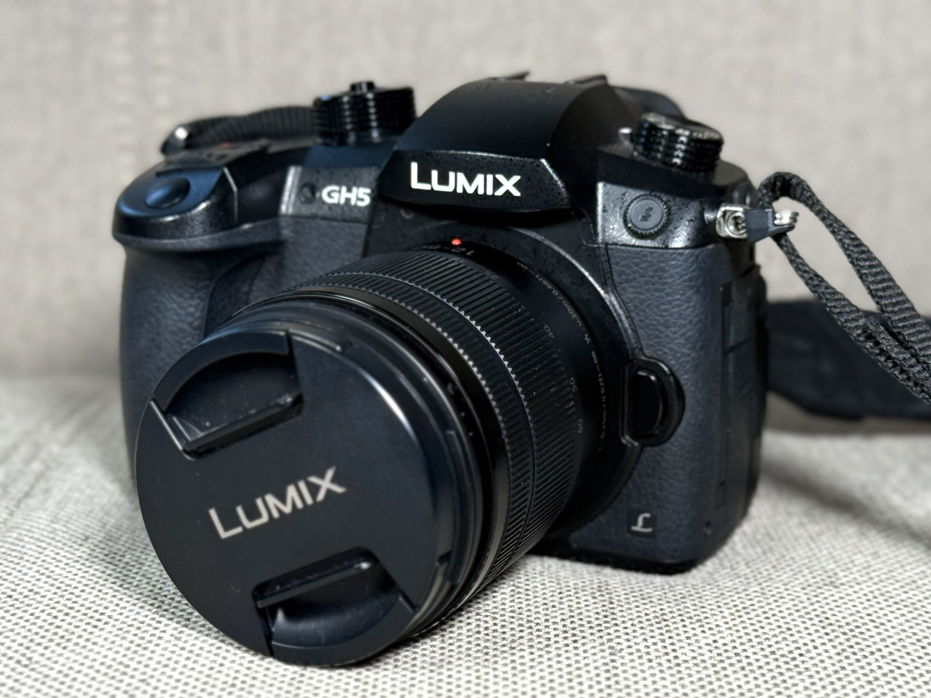 LUMIX DC-GH5